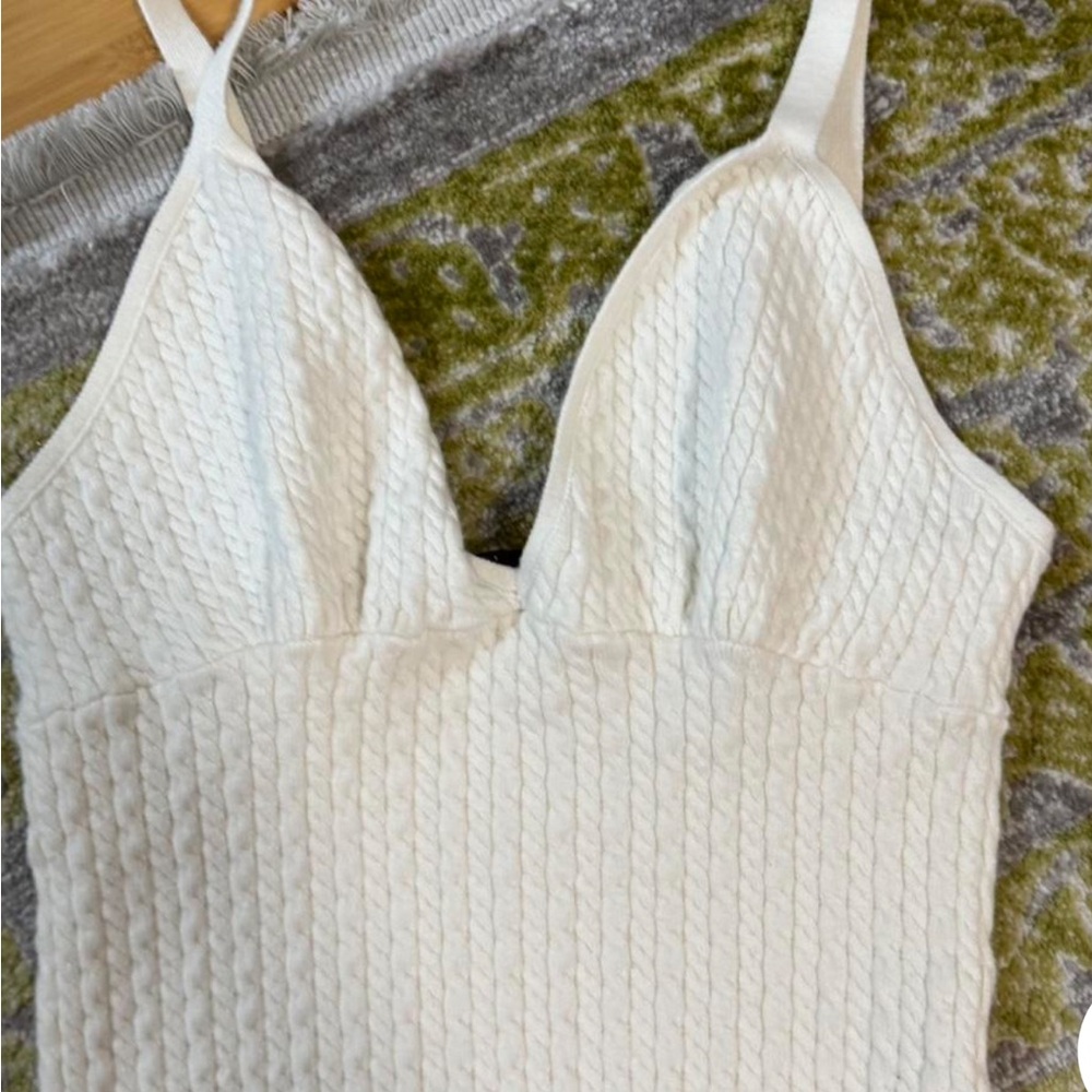 Alice and Olivia $195 Kenna Cable Knit Tank cropped NWT - Picture 5 of 12